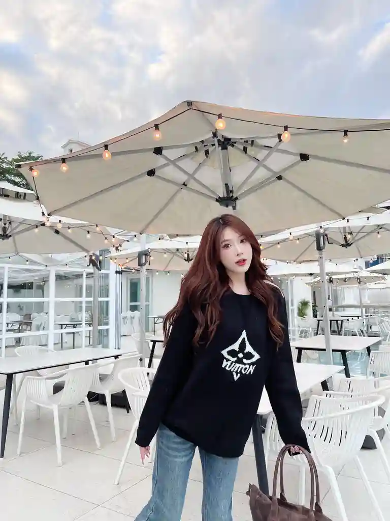 0efbb86e9da2241149bf857f2dc7ade.webp