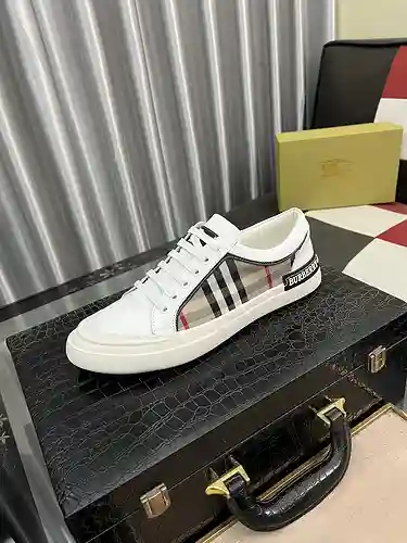 Zapatos de hombre Burberry Código: 1214B30 Talla: 38-44