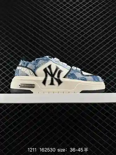 Zapatillas bajas MLB de mezclilla occidental azul New York Yankees de mezclilla occidental con parch