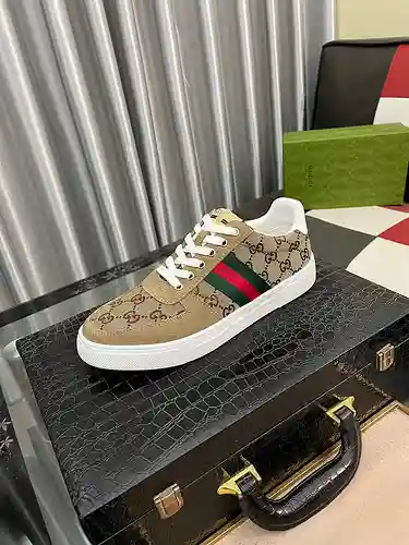 Zapatos de hombre GUCCI Código: 1214B60 Talla: 38-44