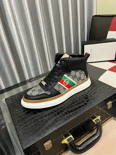 Zapatos de hombre GUCCI Código: 1214B50 Talla: 38-44