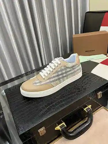 Zapatos de hombre Burberry Código: 1214B40 Talla: 38-44