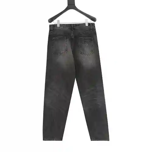 Pra*da/Prada 23Fw jeans lavados con logo triangular en relieve