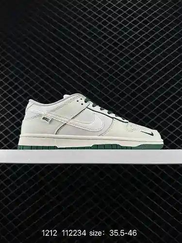 Capa de 7 dedos con media talla Nike Dunk Low Nike SB Low Top Blanco Azul Todo el par de zapatos est