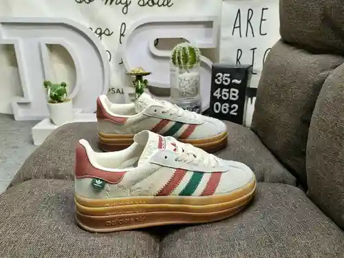 062DAdidas Originals Gazelle Bold W trébol de tres capas suela gruesa zapatillas deportivas retro ve