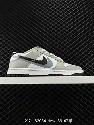 7 Zapatillas Nike Nike Dunk Low Zapatillas retro Como zapatillas de baloncesto clásicas de la década