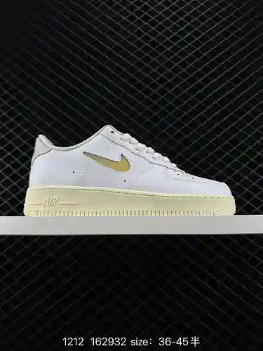 6 Nike Air Force Low Air Force One zapatillas deportivas informales, versátiles y de caña baja. La c