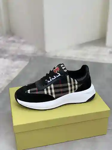 Zapatos de hombre Burberry Código: 1212B50 Talla: 38-44