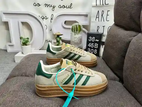 308DAdidas Originals Gazelle Bold W trébol suela gruesa de tres capas zapatillas deportivas informal