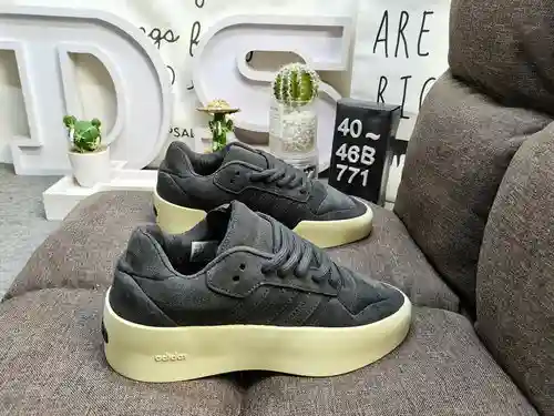 771DAdidas/ Fear OF God Fog x Ad Athletics 86 Lo IE6213 Zapatillas casuales de moda con articulación