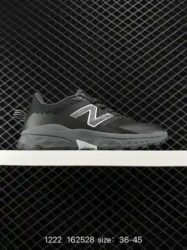 4 Los zapatos New Balance/New Balance para hombre y mujer se fabrican en medias tallas y utilizan un