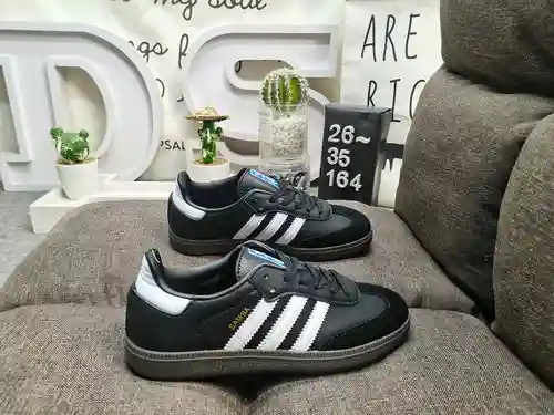 164DAdidas originals Busenitz Vulc adidas Casi 70 años de originales clásicos hechos de gamuza, horm