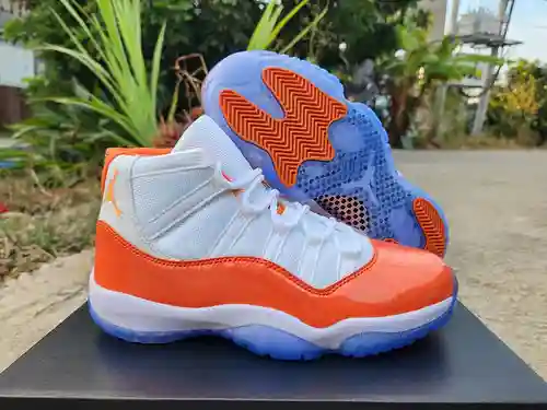 jordan11 blanco naranja rojo 40-47