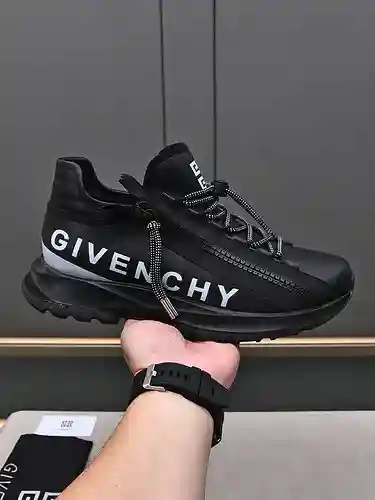 Zapatos de hombre Givenchy Código: 1219C10 Talla: 38-44 (45 personalizados)