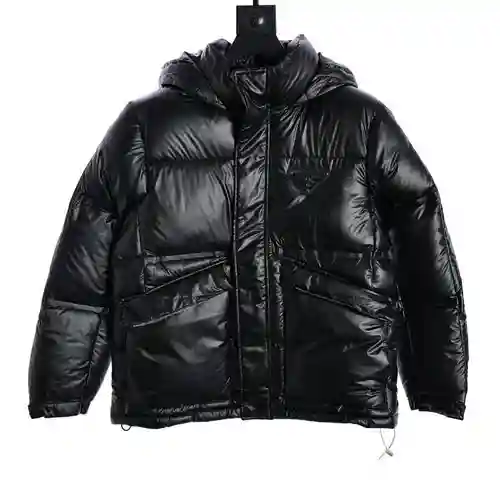 PRA*DA chaqueta de plumas clásica con capucha y logo triangular