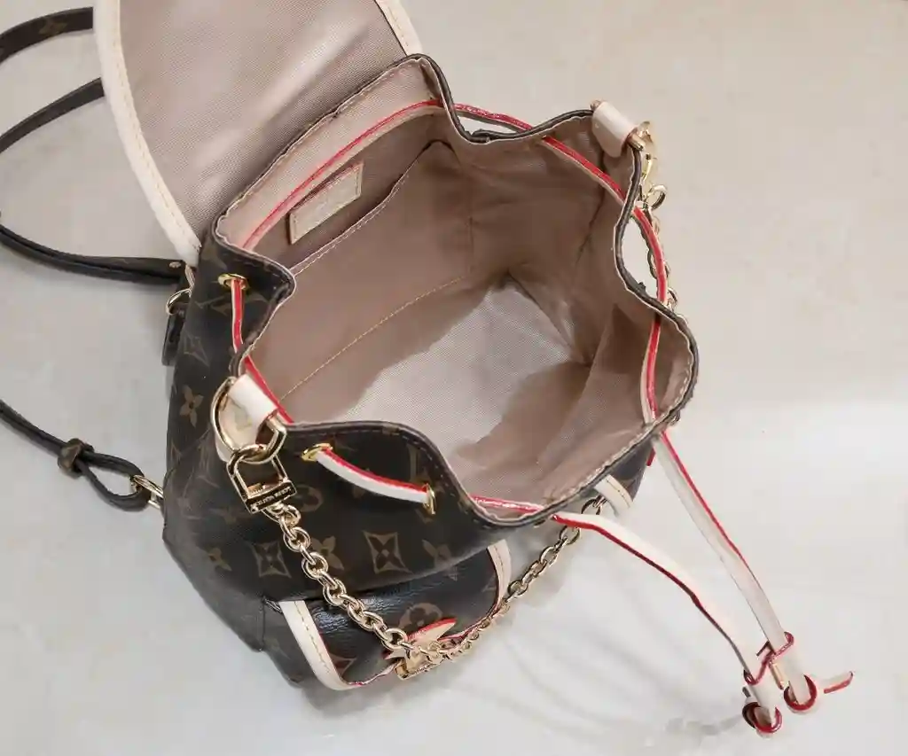 ER002650 (3).webp