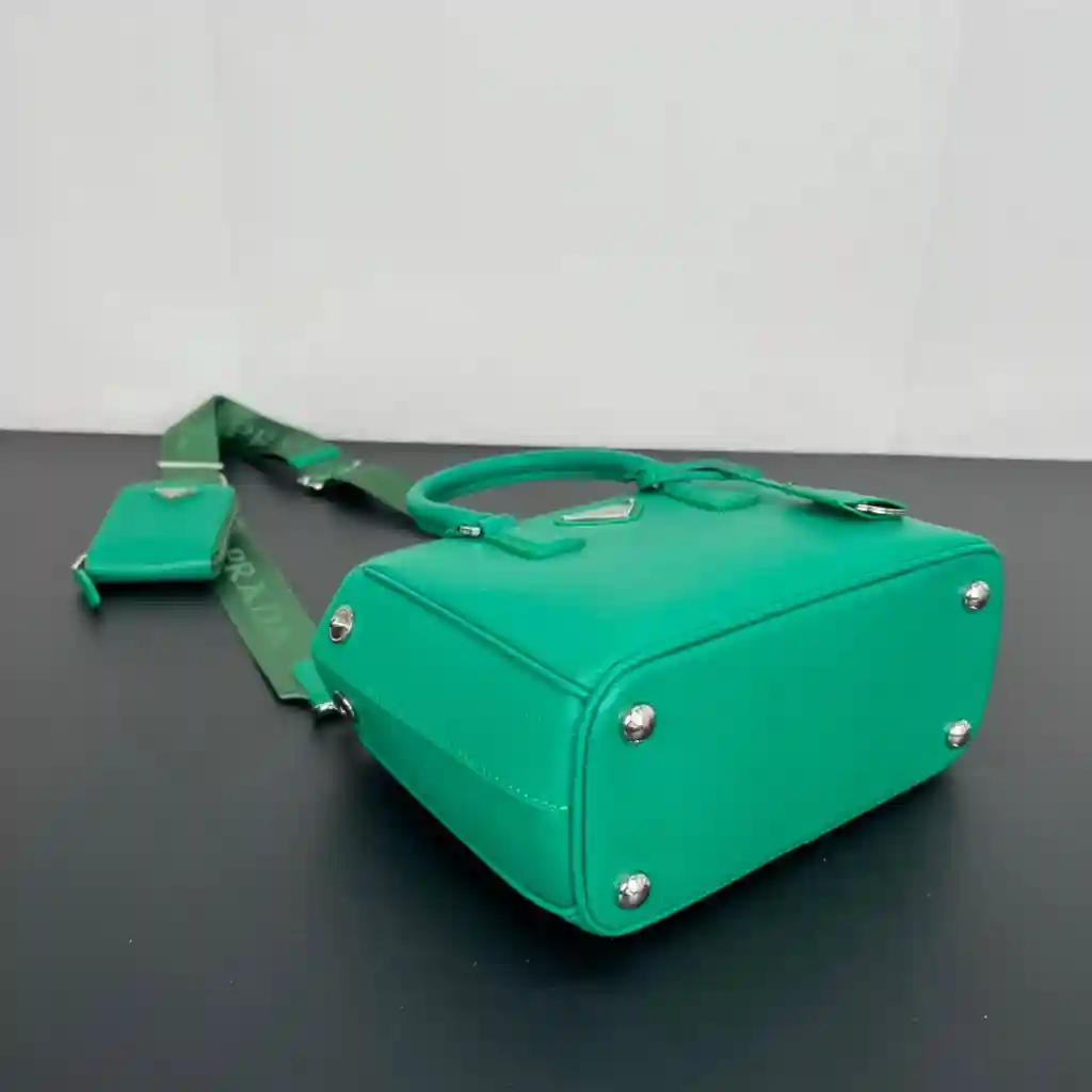 ER003050 (4).webp