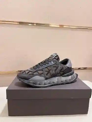 Zapatos de hombre Valentino Código: 1226C20 Talla: 39-44. Se puede personalizar 45,46.
