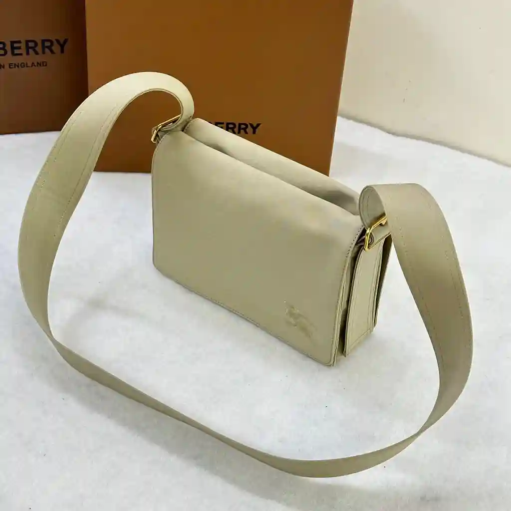  KK04850 (3).webp