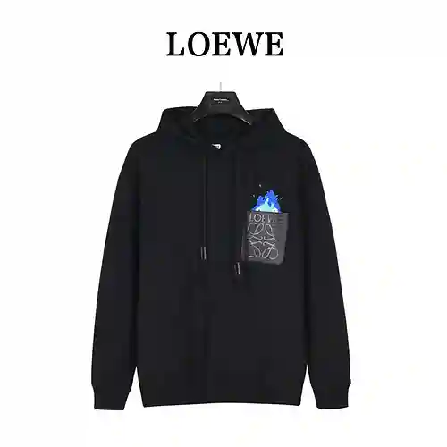 Loe*we x Howl's Moving Castle sudadera con capucha y bolsillo de cuero con bordado de llamas