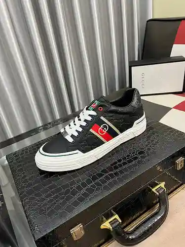 Zapatos de hombre GUCCI Código: 1224B40 Talla: 38-44