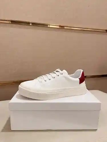 Zapatos de hombre Givenchy Código: 1226B30 Talla: 38-44 (se puede personalizar a 45, no reembolsable