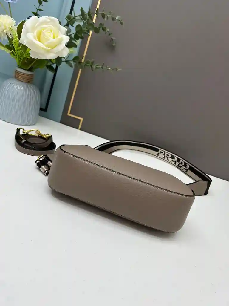 KK02350 (39).webp