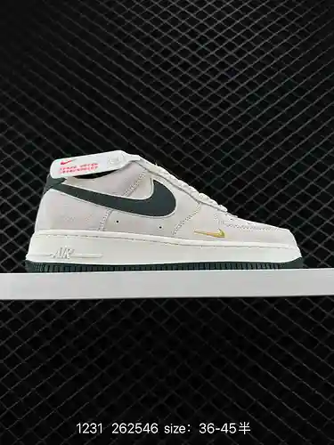 23. Nike Air Force Low 7 de empresa. Horma original y cartón original. Crea una versión Air Force pu