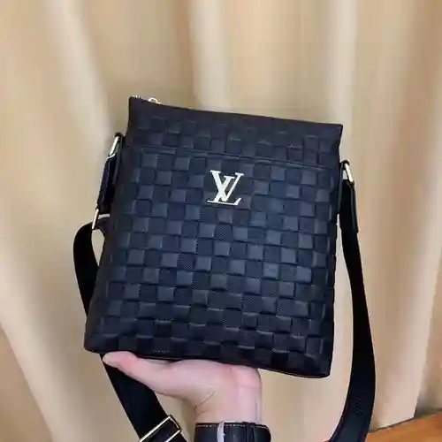 Bolso bandolera para caballero, elaborado en piel vacuna original importada, alta calidad, entrega e