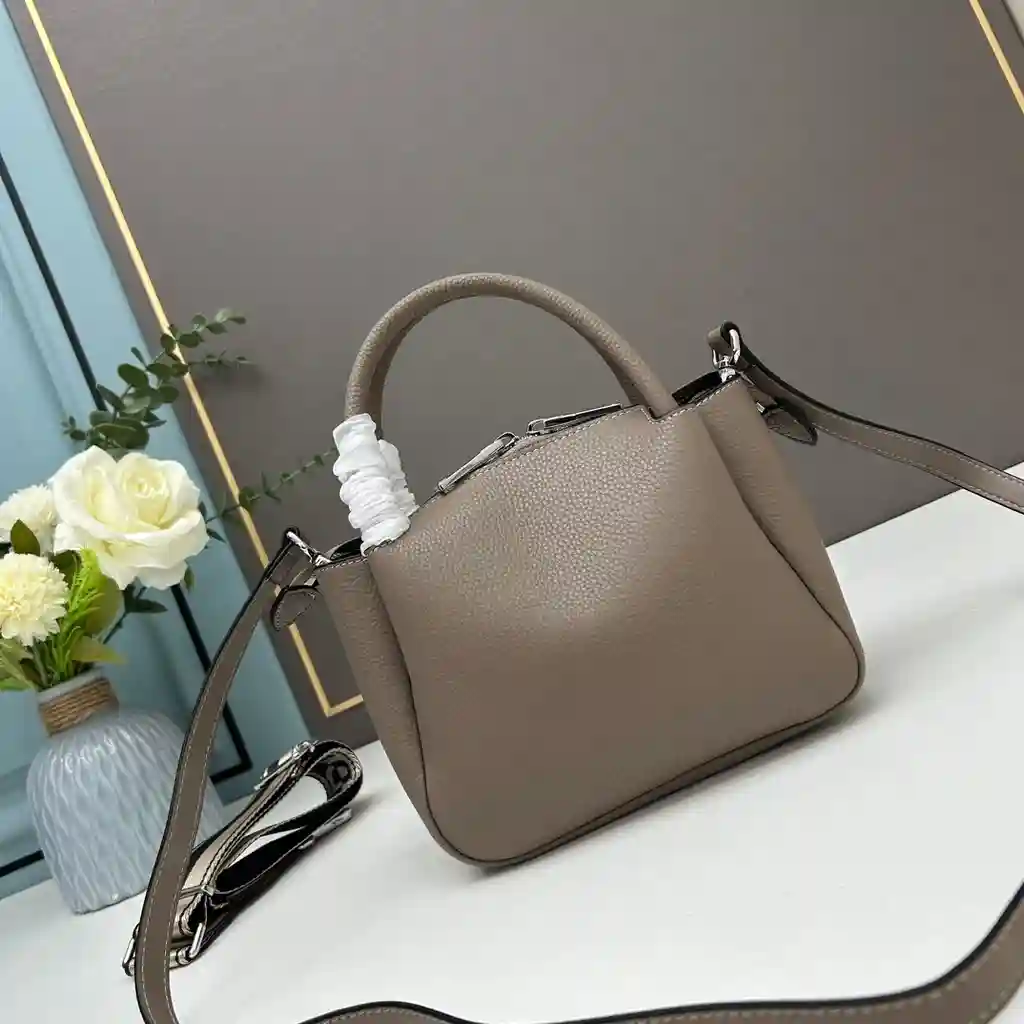 HR002550 (7).webp