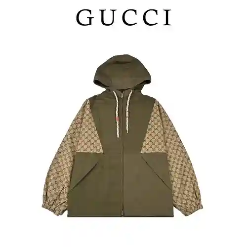 Chaqueta impermeable con capucha y cremallera con patchwork de G*cci