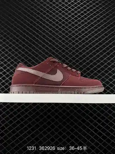 3 Nike Las zapatillas Nike Dunk Low son unas zapatillas retro que te permiten moverte libremente y m