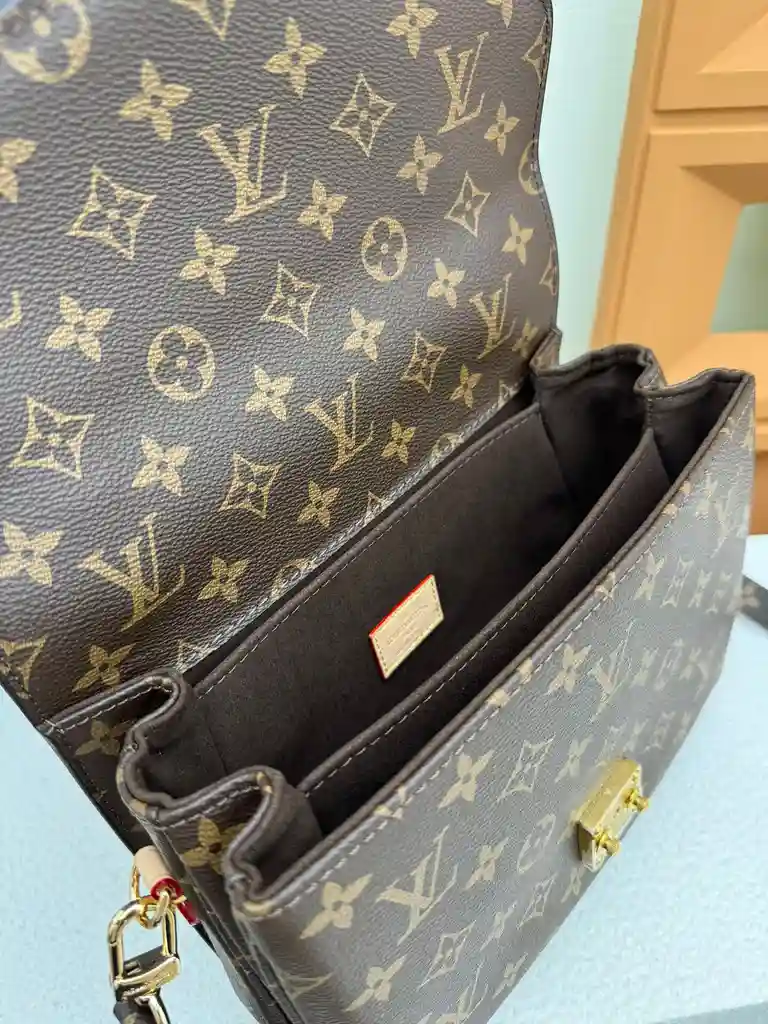 KK03250 (10).webp