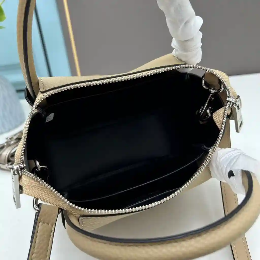 HR002550 (29).webp