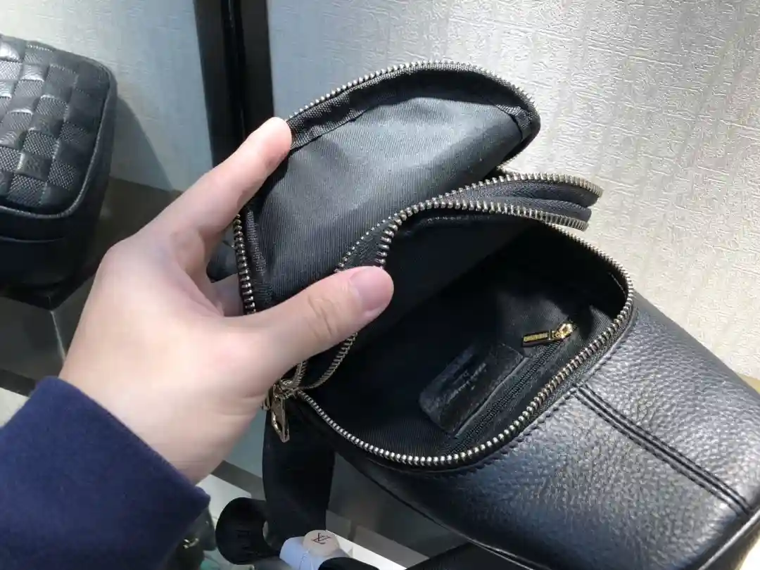ER002050 (2).webp