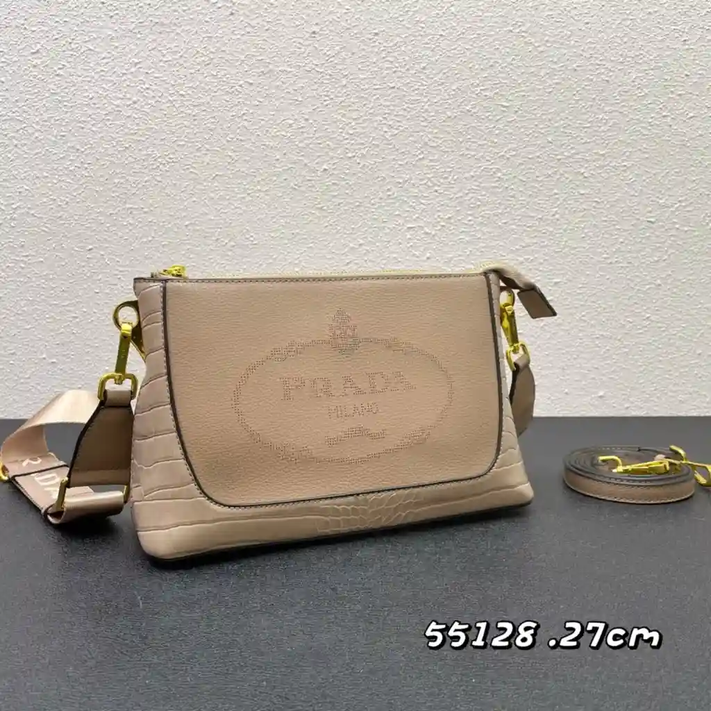 HE002650 (17).webp