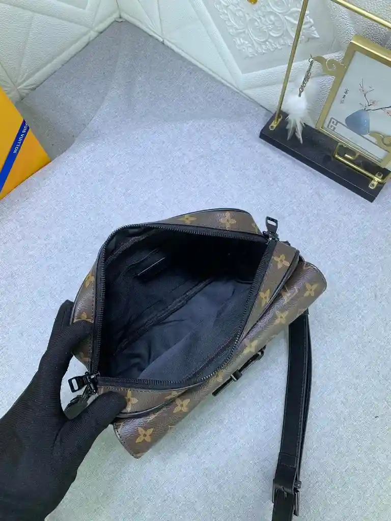 GE001950 (2).webp