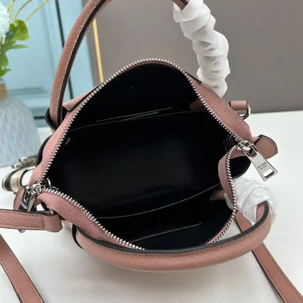 HR002550 (2).webp
