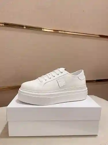 Zapatos de hombre Givenchy Código: 1226B30 Talla: 38-44 (se puede personalizar a 45, no reembolsable