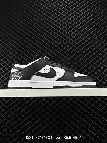 7 NIKE DUNK SB LOW Combinación de colores personalizada Dunk SB, como su nombre indica, tiene el ori