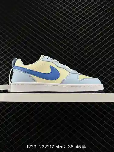 8 Nike Court Vision Low Inspirada en la tendencia de mediados de los 98, Nike Court Vision Low es un