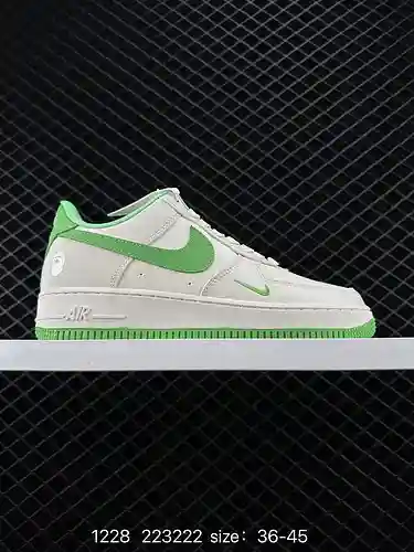 Zapatillas deportivas informales, versátiles y de caña alta Nike Air Force Low Air Force 1. La combi