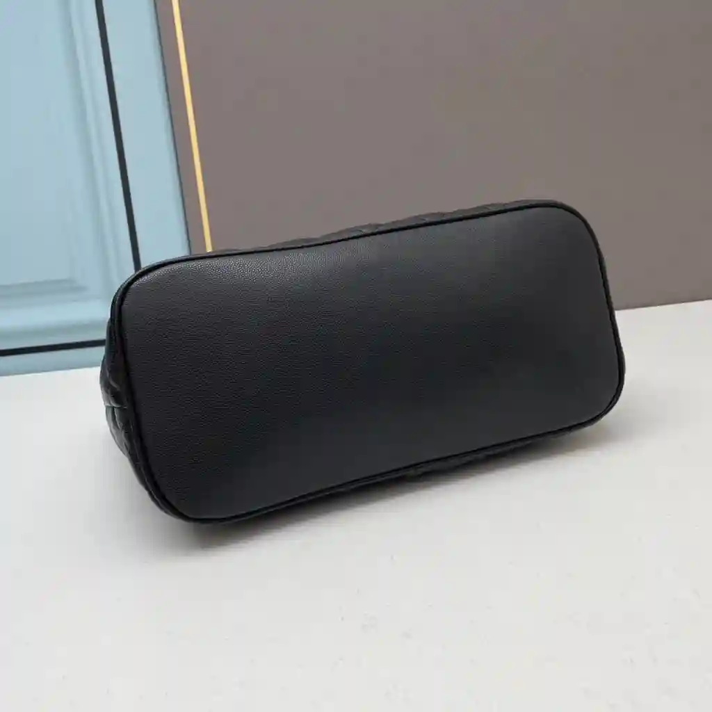 KK02450 (4).webp