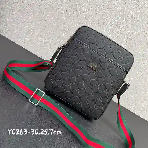 Bolso bandolera para caballero, elaborado en piel vacuna original importada, alta calidad, entrega e