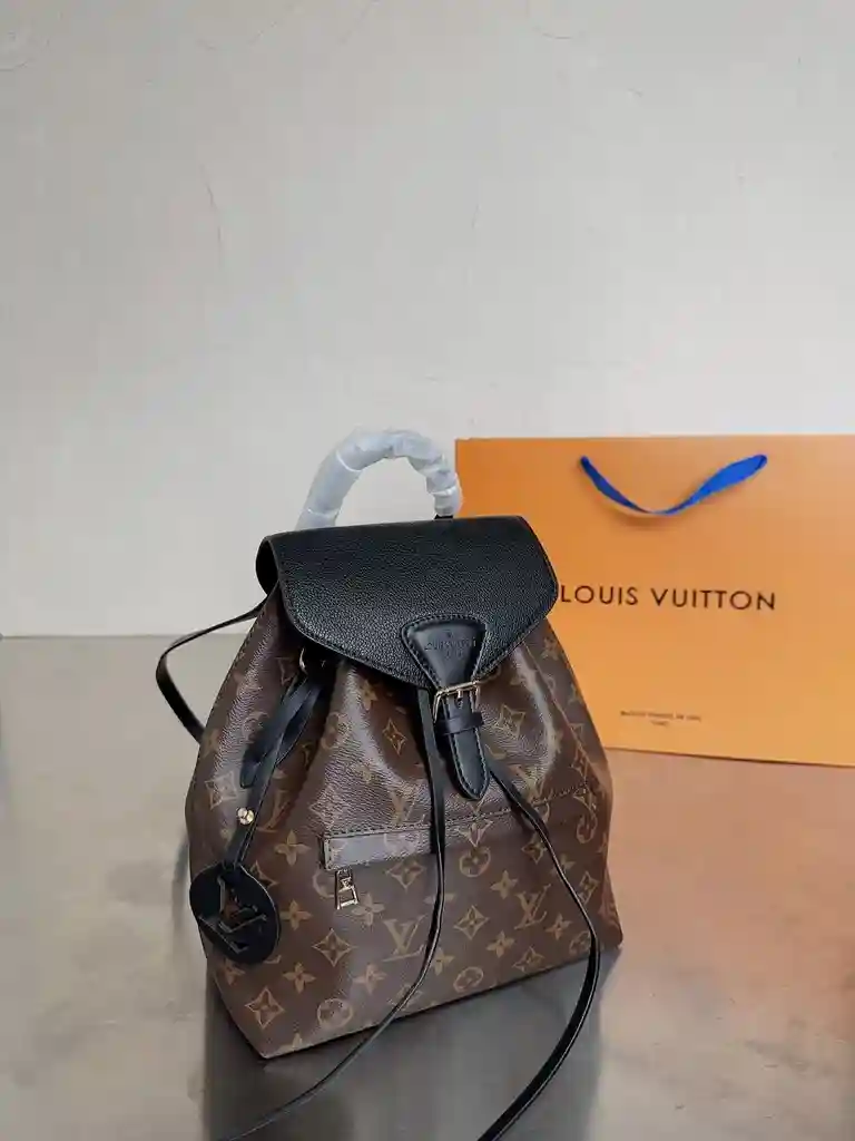 ER001500 (4).webp