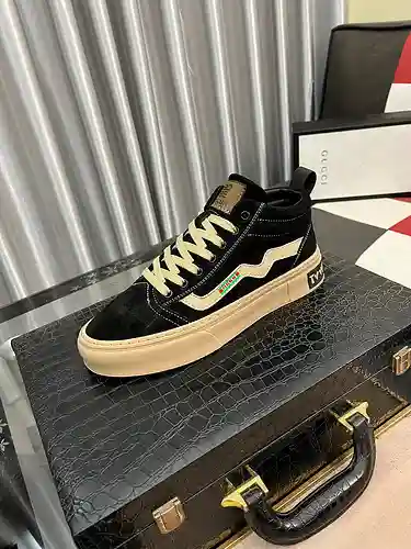Zapatos de hombre GUCCI Código: 1224B50 Talla: 38-44