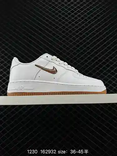 6 Nike Air Force Low Air Force One zapatillas deportivas informales, versátiles y de caña baja. La c