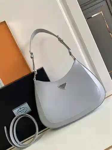 Bolso para axilas PRA@DA Hecho de cuero original importado de primera calidad Versión réplica de alt