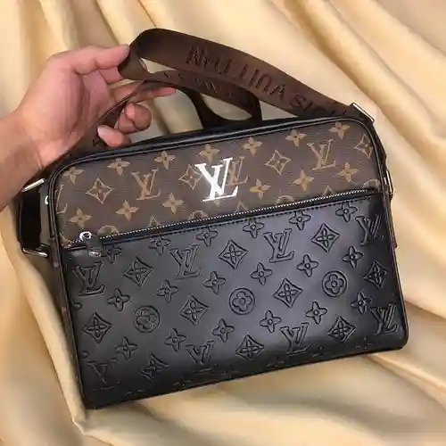 Bolso bandolera para caballero, elaborado en piel vacuna original importada, alta calidad, entrega e