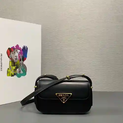 Bolso de azafata PRA@DA fabricado en cuero original importado de primera calidad Versión réplica de 